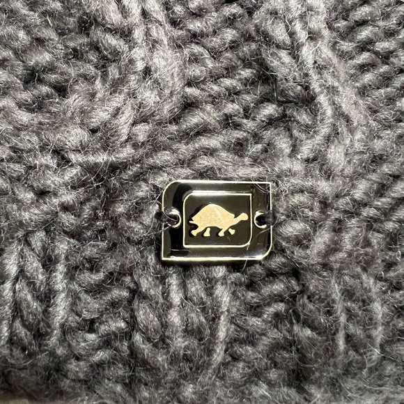 TurtleFur - Pom Beanie Hat Cable Knit Faux Fur Lined Gray Wool Blend Women’s cap - Picture 5 of 8